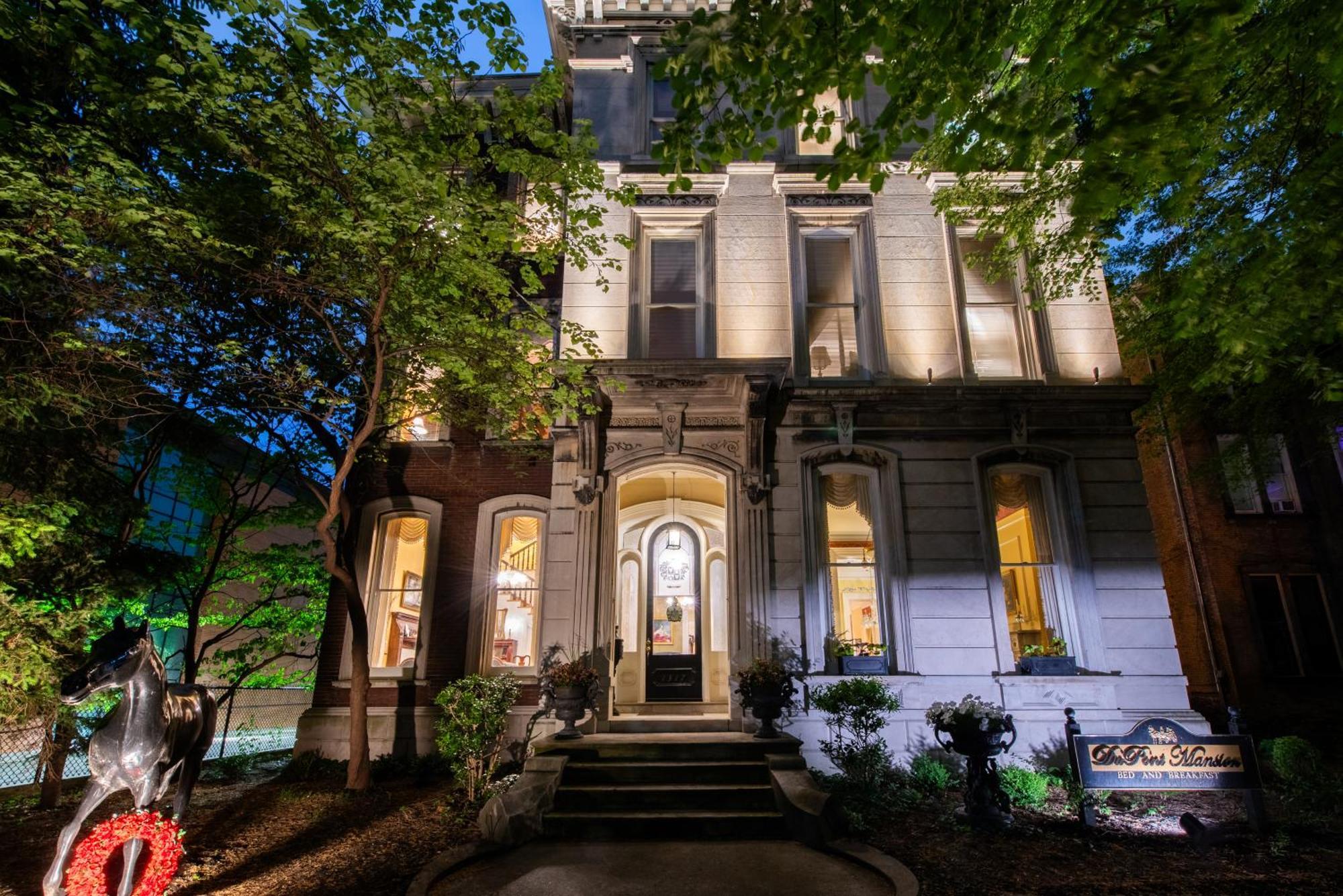 Dupont Mansion Bed & Breakfast ルイスビル エクステリア 写真